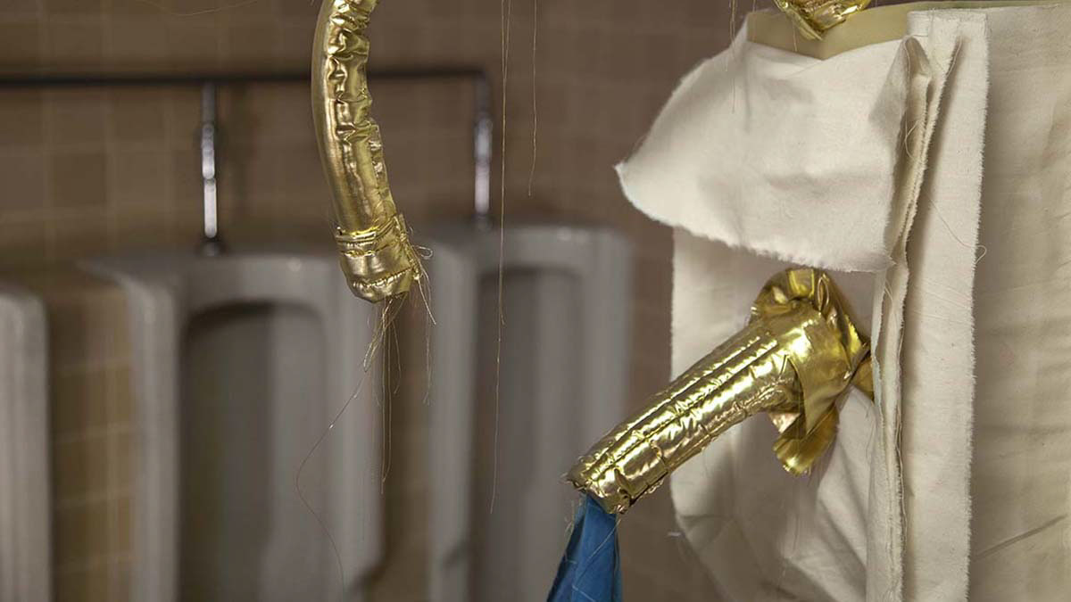 Anita Enriquez, "Folly III: Hydra [detail]," muslin, foam, batting, hatwire, gold lamé, 2016.